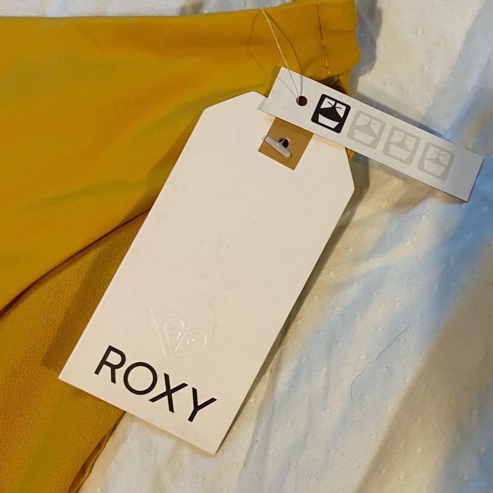 NWT ROXY BATHING SUIT BOTTOMS ⭐️